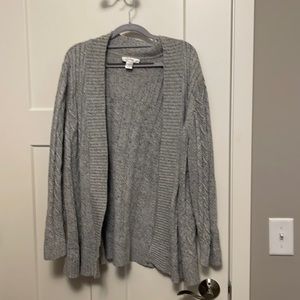 Gray marked cardigan